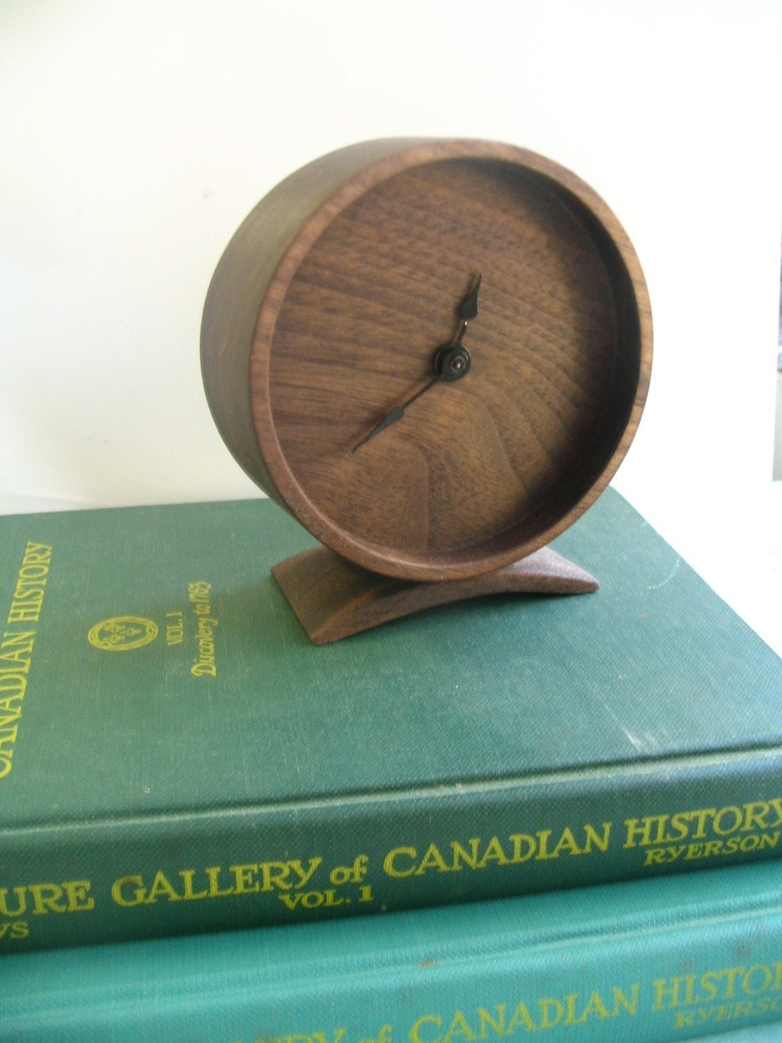 Wood Clock - Solid walnut with black or white clock hands