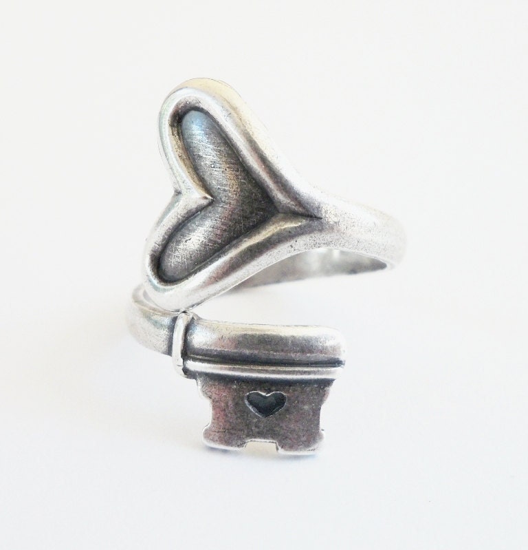 NEW Steampunk Skeleton Key Heart Ring- Key To My Heart- Sterling Silver Finish- Solid Heart