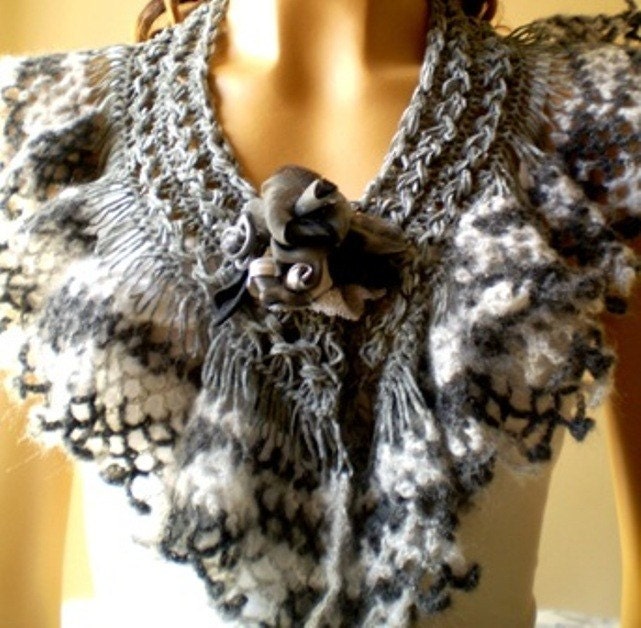 Hand Crochet Gray Neckwarmer Scarf, Chunky, Cowl, Winter Accessories, Holiday Accessories, Warm,Fall Fashion