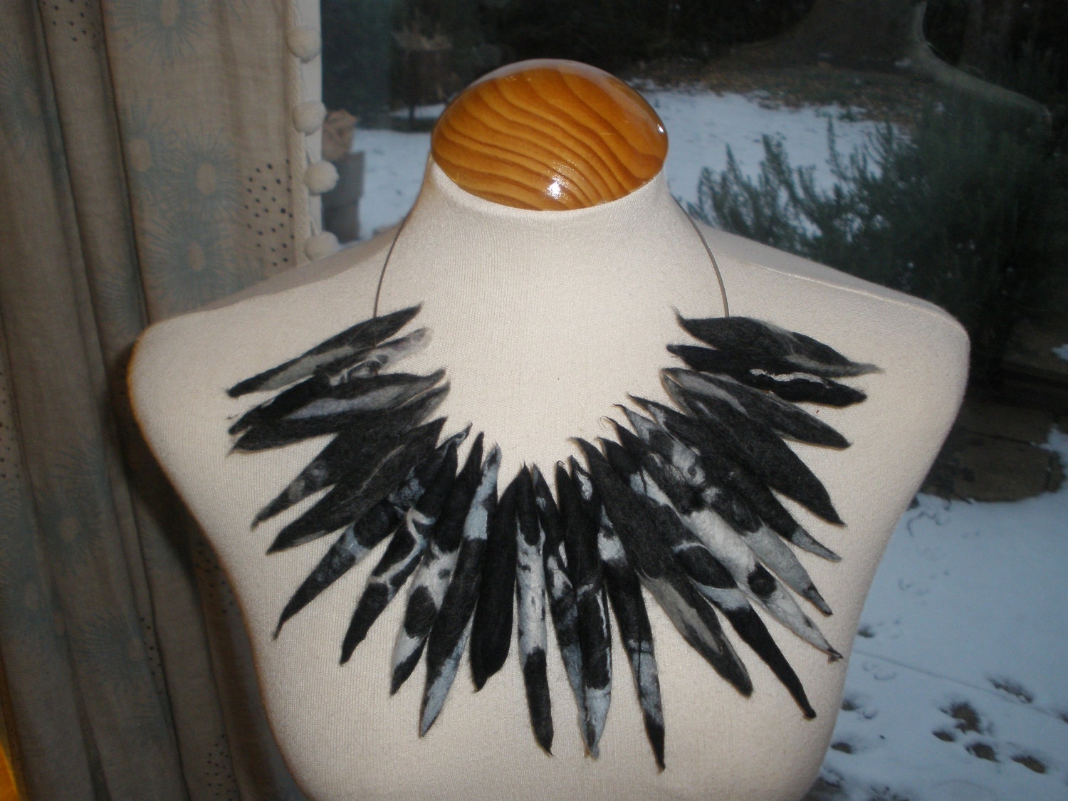 Chunky lagenlook black white grey necklace collar  - monochrome hand felted wool ......Art to Wear.... Made To Order