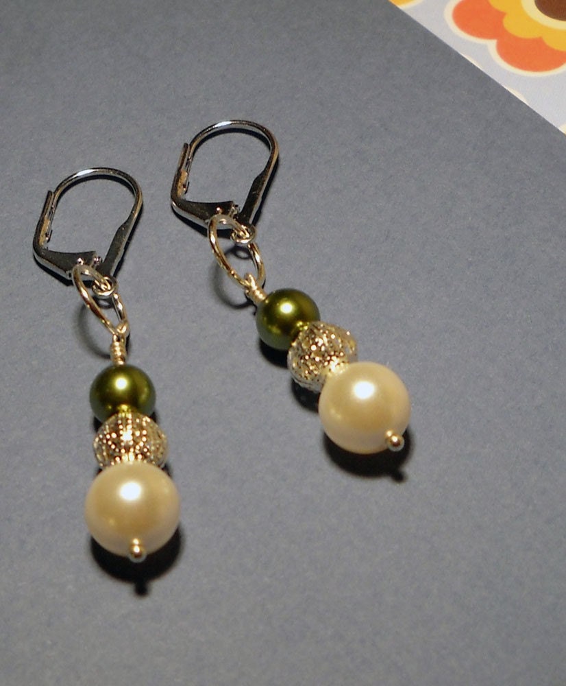 Dangle  Glass Pearl  Earrings, Wedding - Washington Earrings