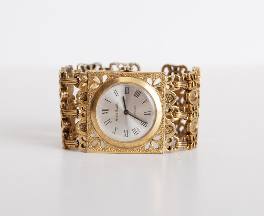 Emitations Large Watch/Cuff Bracelet Jewelry Gift Box: Carnival