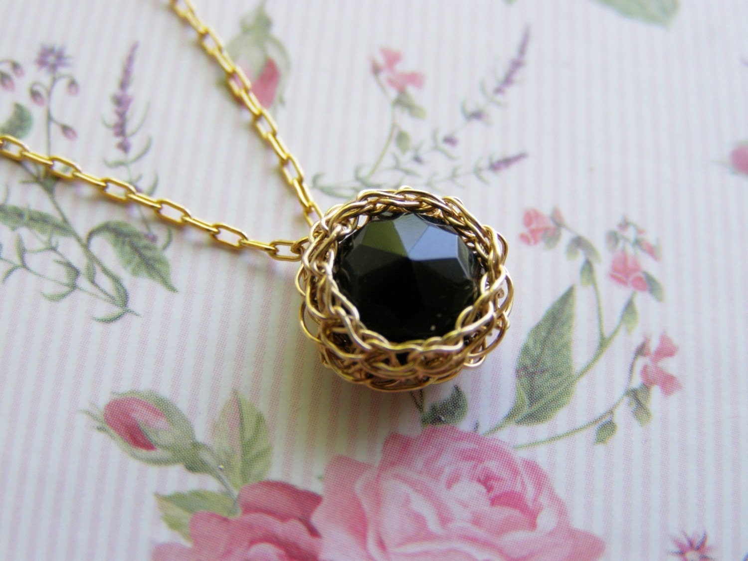 Crochet Pendant, Onyx Necklace, Goldfilled Wire, Round Onyx Pendant
