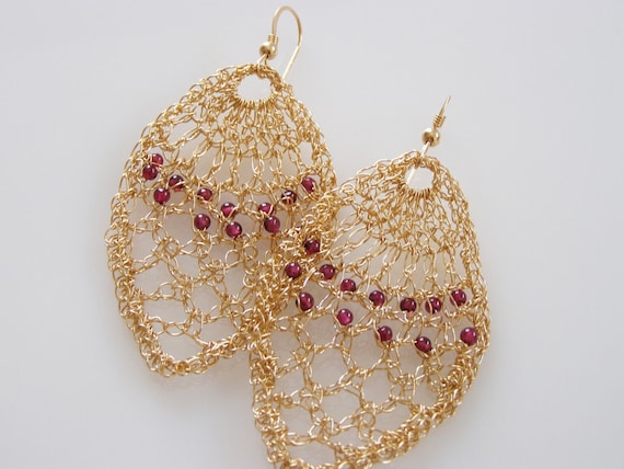 New Collection - Impressive Crochet Knitting Goldfilled Garnet Lace Earrings