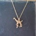 LEGGS giraffe charm necklace (gold)