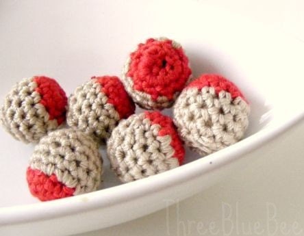 All Natural Beige Red Crochet Beads 12 Pieces
