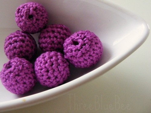 Eco Friendly Raspberry Crocheted Beads 12 Pcs