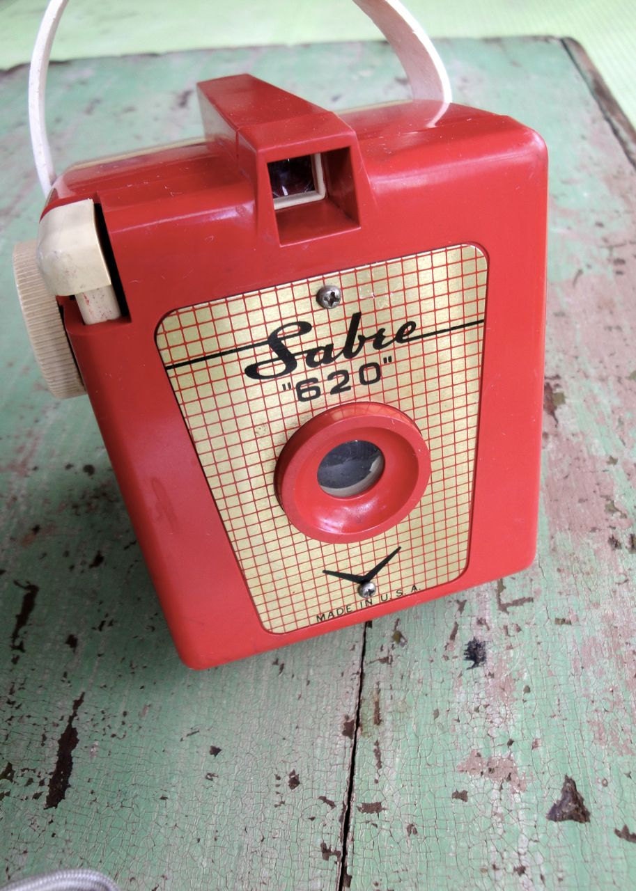Vintage Camera Sabre 620 Red Bakelite 1950s RESERVED FOR ALICE