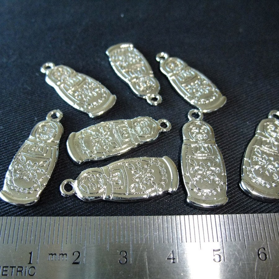 Destash (6) Shiny Babushka Matryoshka Russian Doll Charms