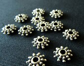 Destash (12) Studded Spacers