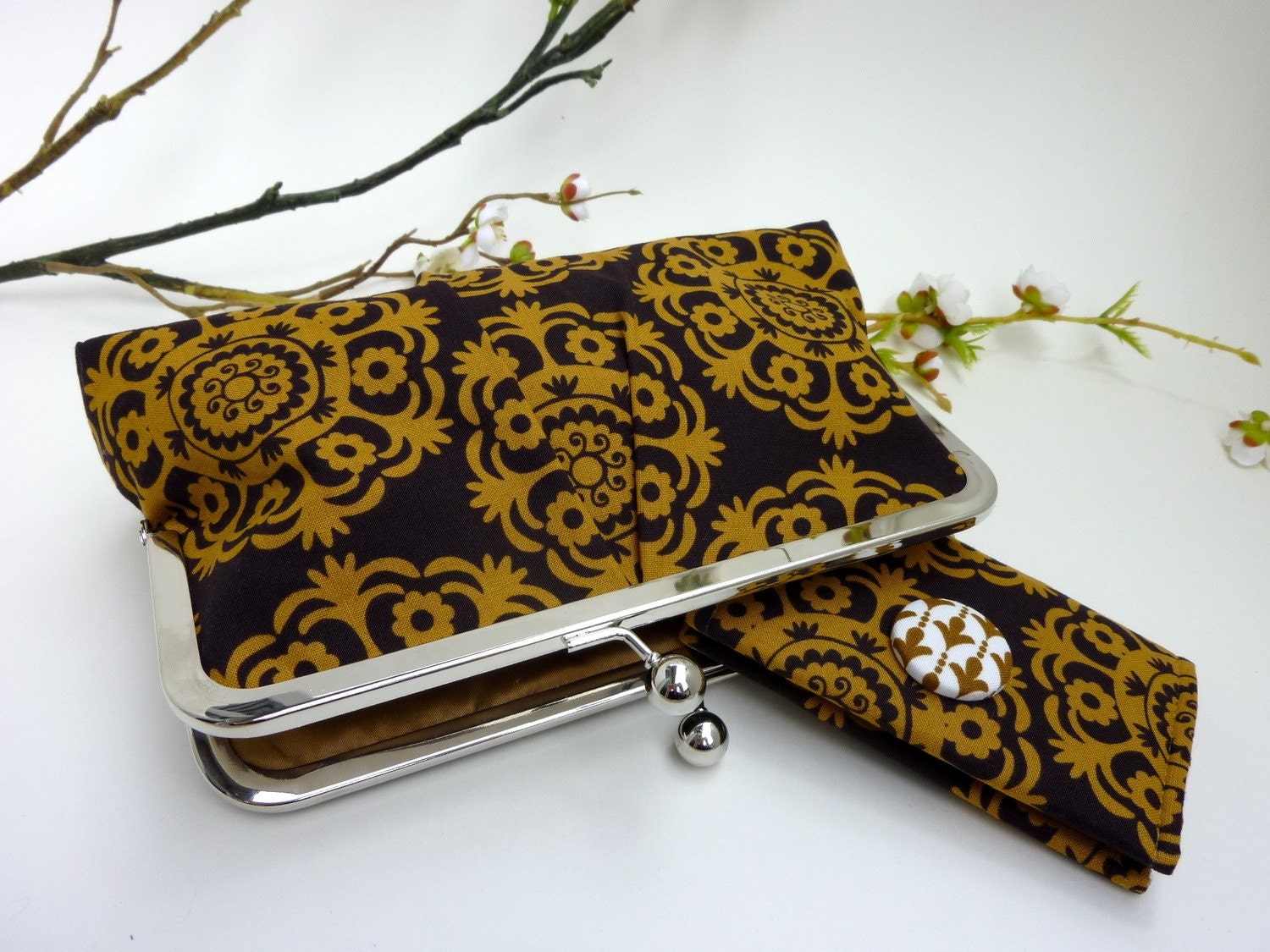 Esther Toffee Clutch/ Wallet Set