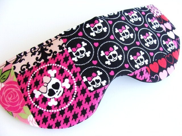 Skulls With Bows