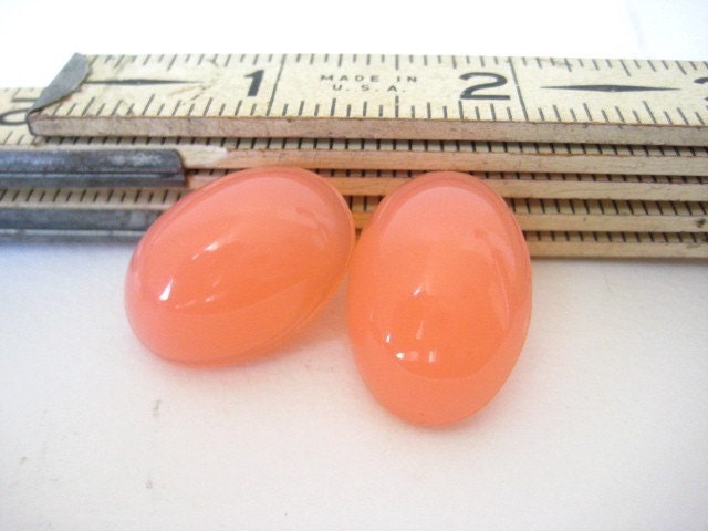 Vintage Pink Acrylic Flamingo Earrings