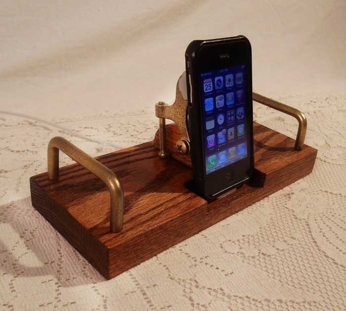 iPhone - iPod Dock -Charger and Sync Dock Station - Oak - Brass style V1 EX Model..iDock