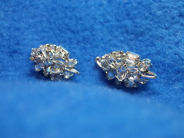 Vintage Rhinestone Earrings,Wedding Earrings,Crystal Earrings,Bride Earrings (468)