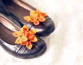 Orange Felt Flower Shoe Clips
