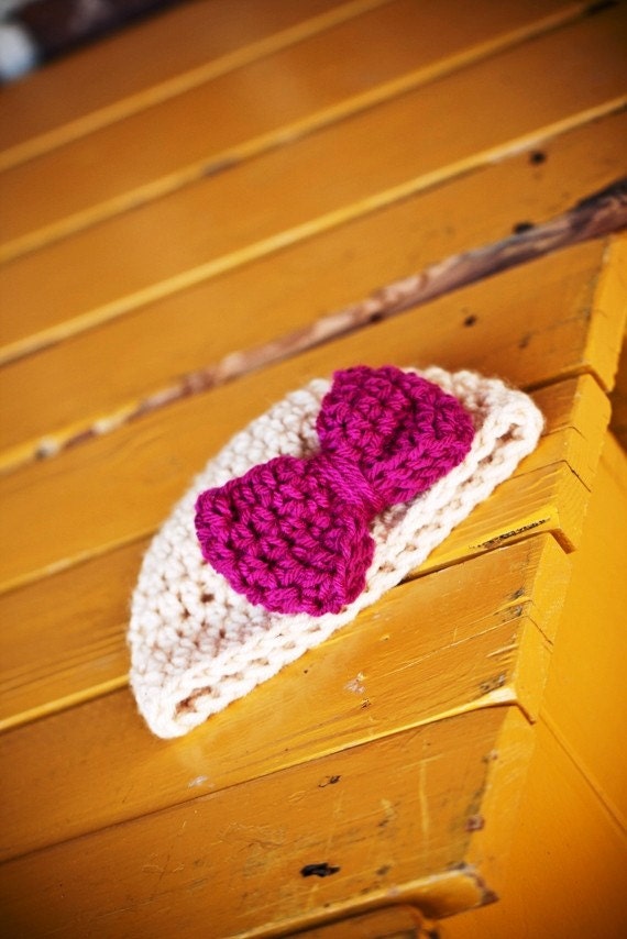 The Crochet Baby Bow Hat...Infant/Child Size...Photography Prop