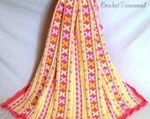 Strawberries and Lemonade Throw / new / handmade / afghan blanket / decorative / banana / pink / spring / unique / girl / sunshine / flowers