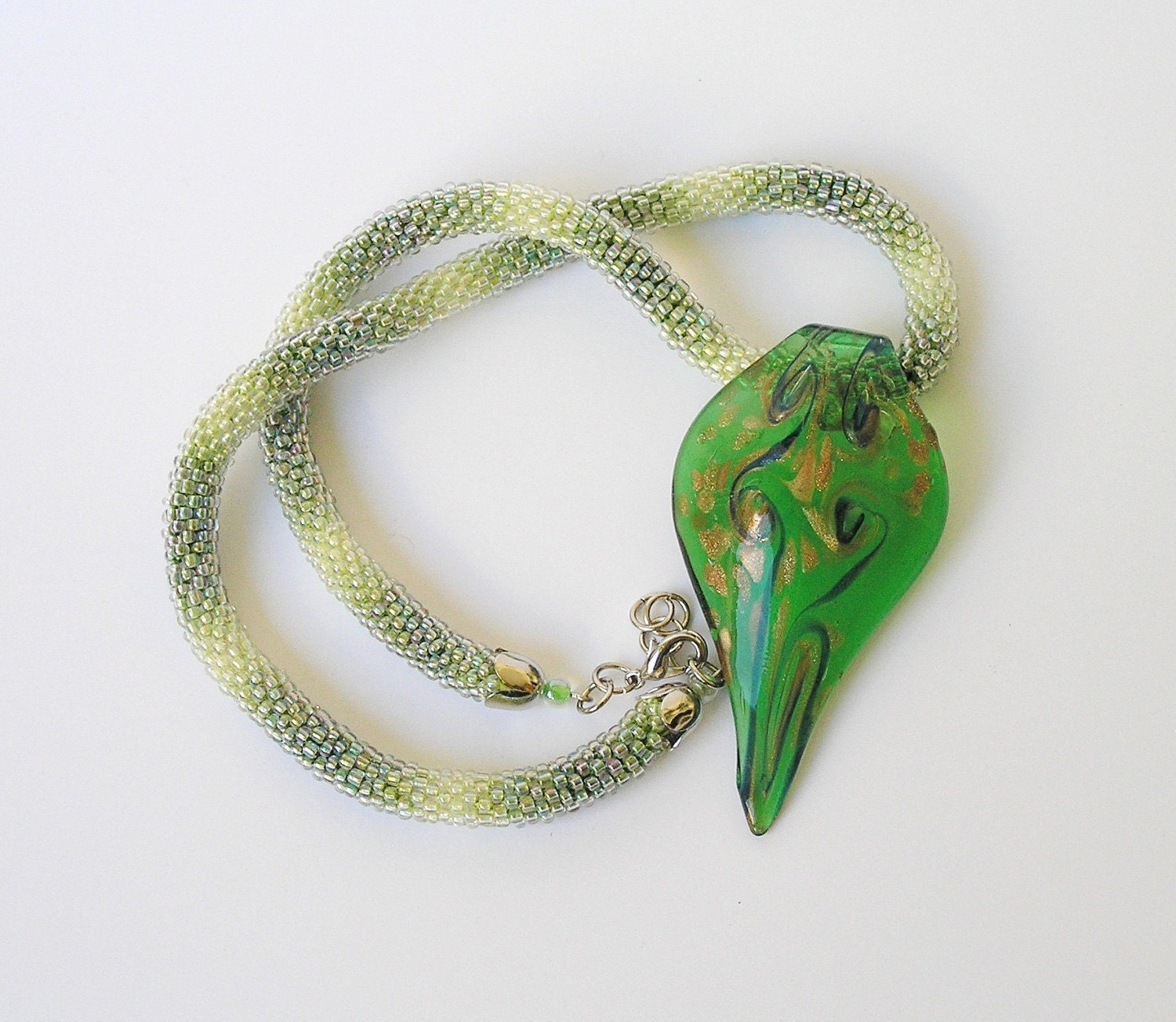 Necklace Lampwork leaf green Pendant glass mureno knitting with beads FREE SHIPPING