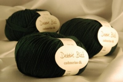 DARK GREEN - Debbie Bliss Cashmerino DK 50gr/1.7oz