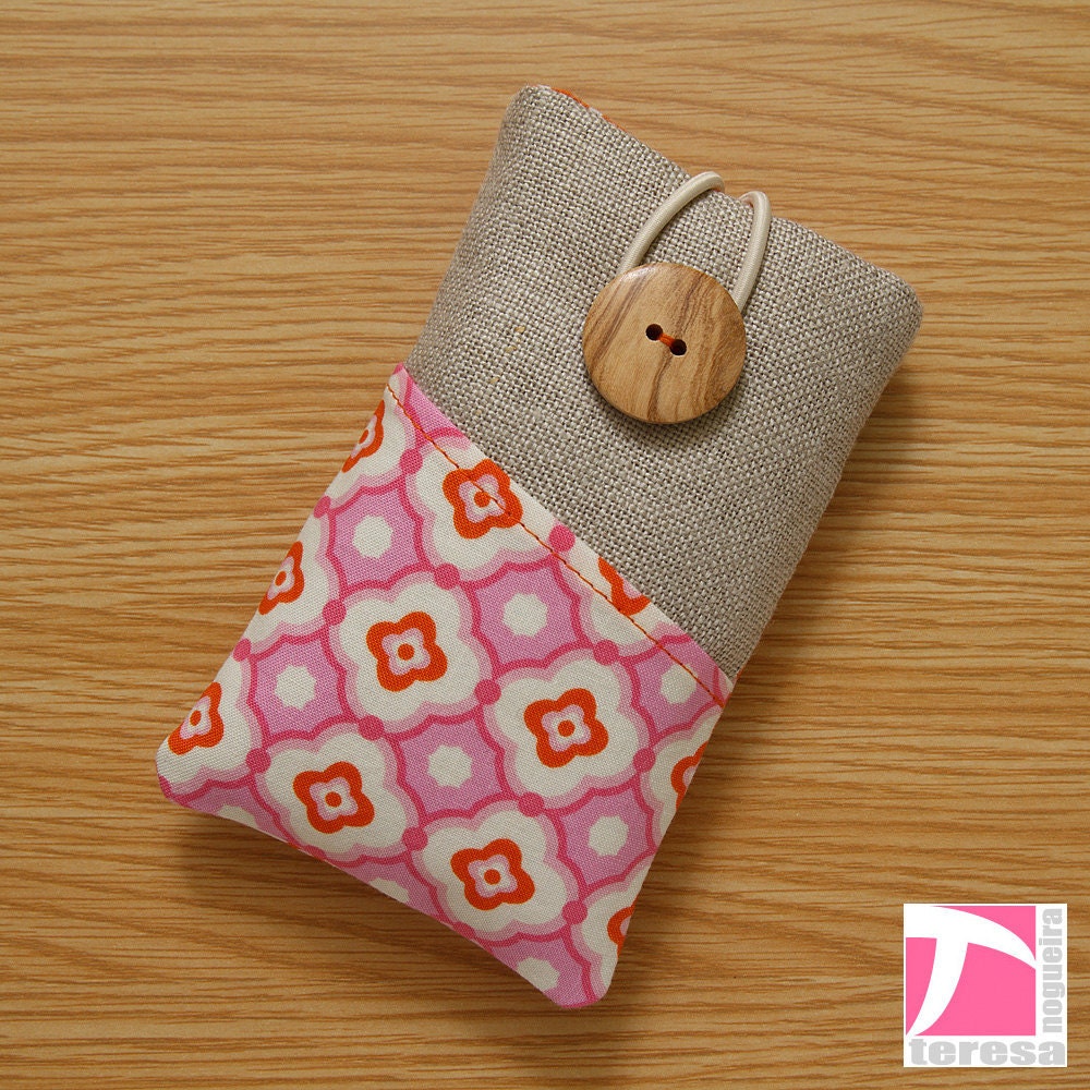 iPhone 5 / iPhone 4 sleeve / iPod case / orange and pink