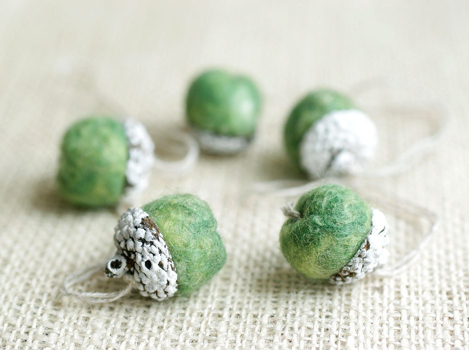 Green hand felted acorns with natural tops white - set of five home decoration