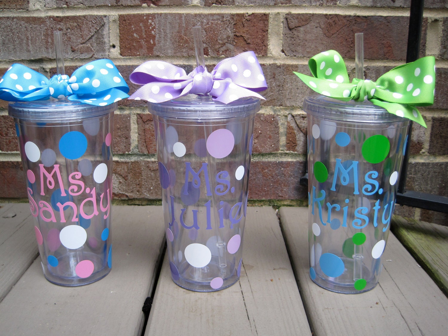 Personalized acrylic tumblers with lid and straw-20 oz.