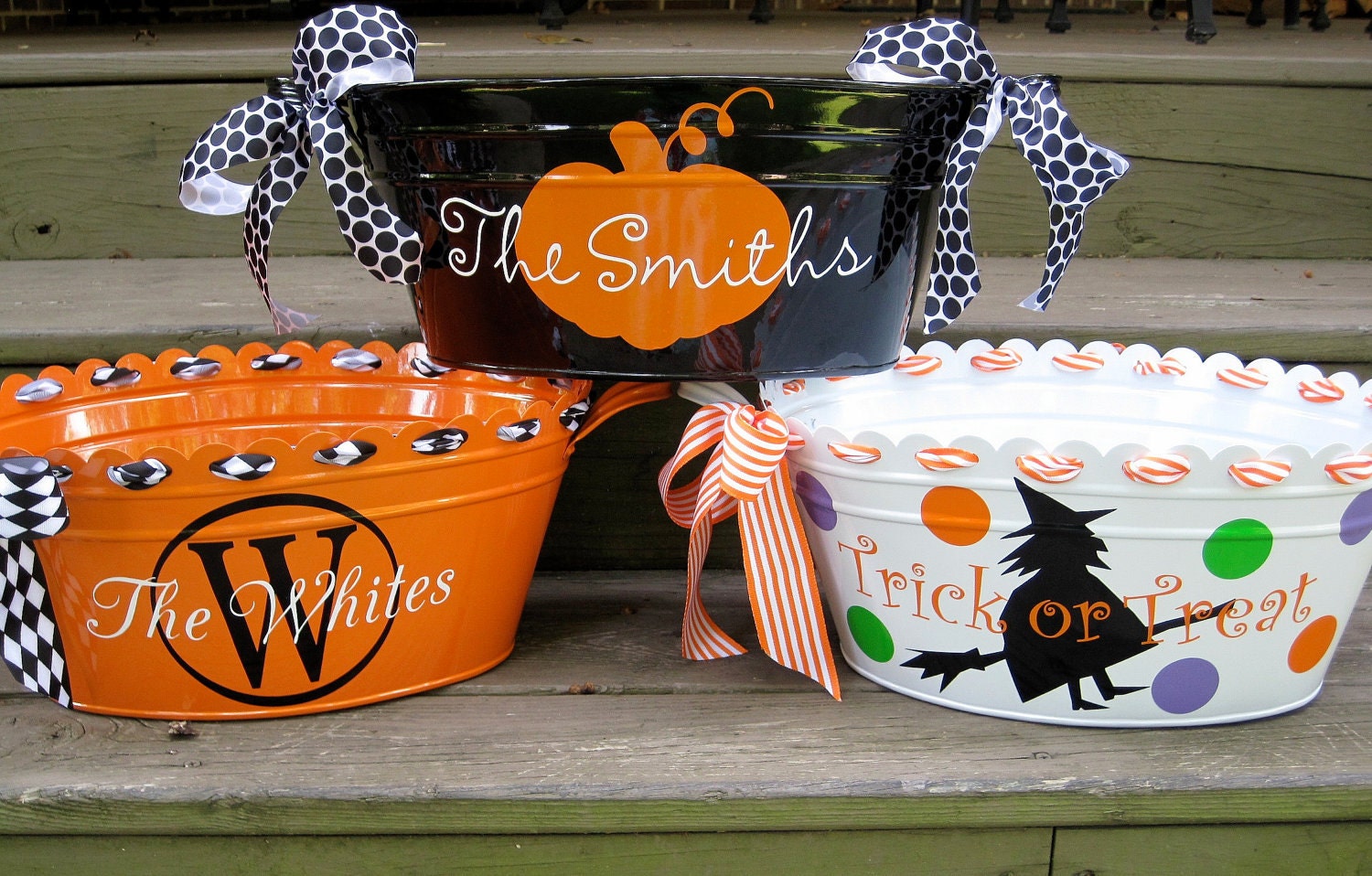Personalized Halloween tubs-many designs available