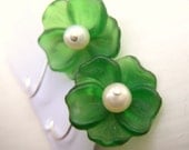 Little green flower earrings - Springtime Easter Saint Patricks Clover Spring Green - wedding bridesmaid - april showers