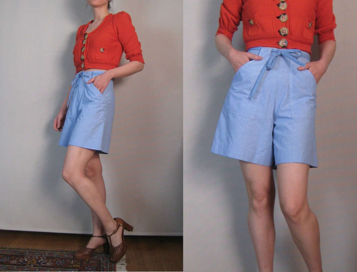 SALE Vintage 70s CHAMBRAY DRAWSTRING High Waisted Waist Shorts w/ Pockets xs Small