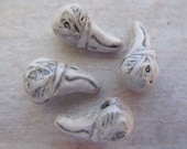 4 Tiny Raven Head Beads