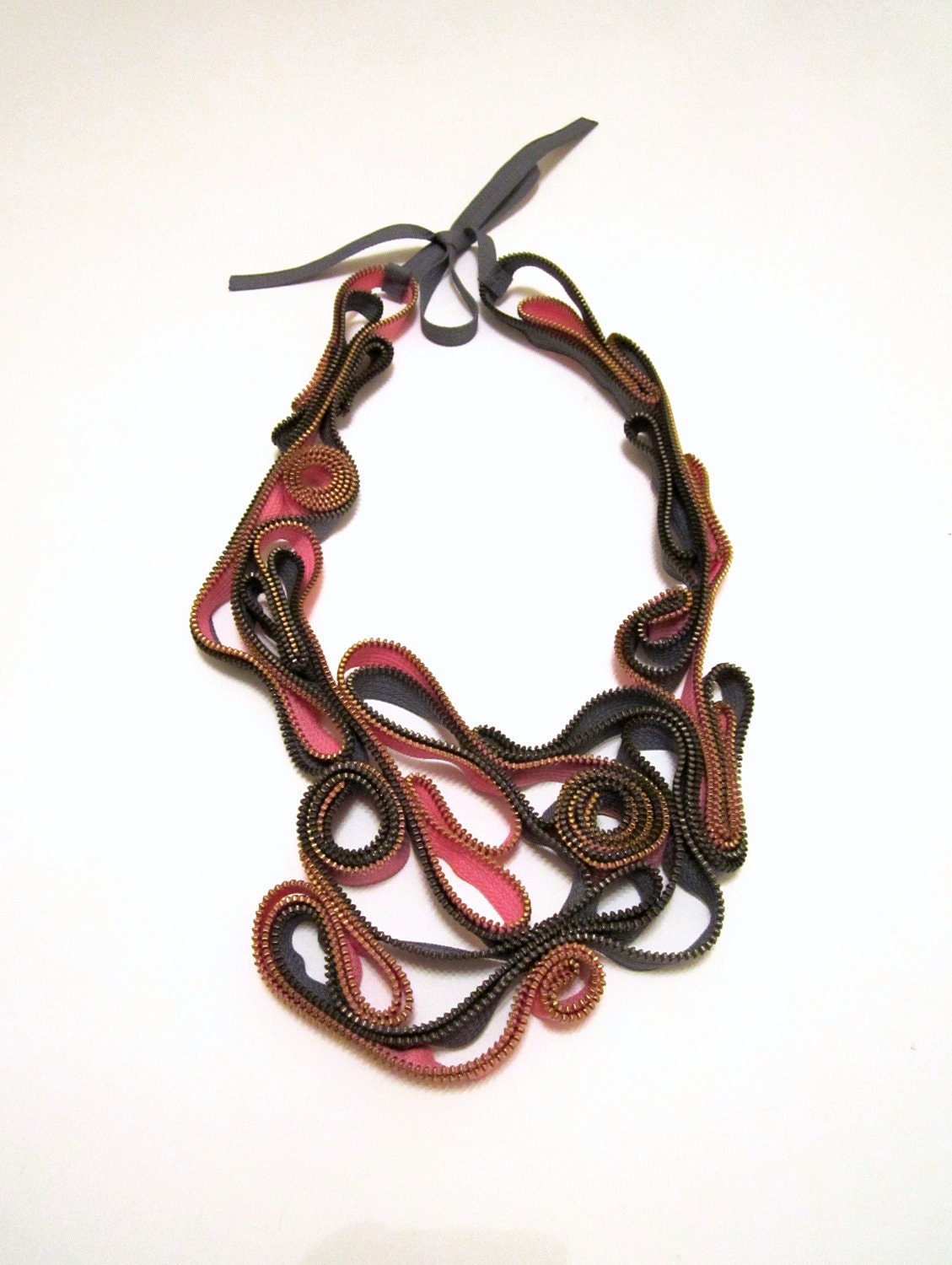 THE PINK PANTHER - Couture Zipper Necklace