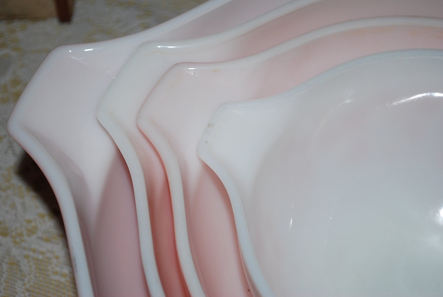 Vintage Pyrex Pink Gooseberry Stacking Batter Bowls