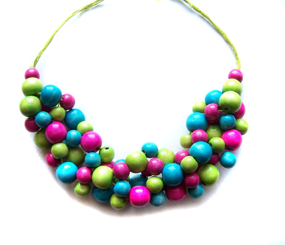 Multicolor statement beaded wooden necklace in hot pink, apple green and turquoise. Colorful chunky beaded necklace.  necklace :)