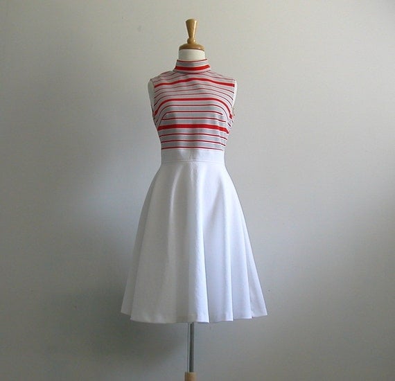 1970s Nautical Dress / 70s Dress / vintage shift dress / color block / red white blue / circle skirt / audrey hepburn / small medium