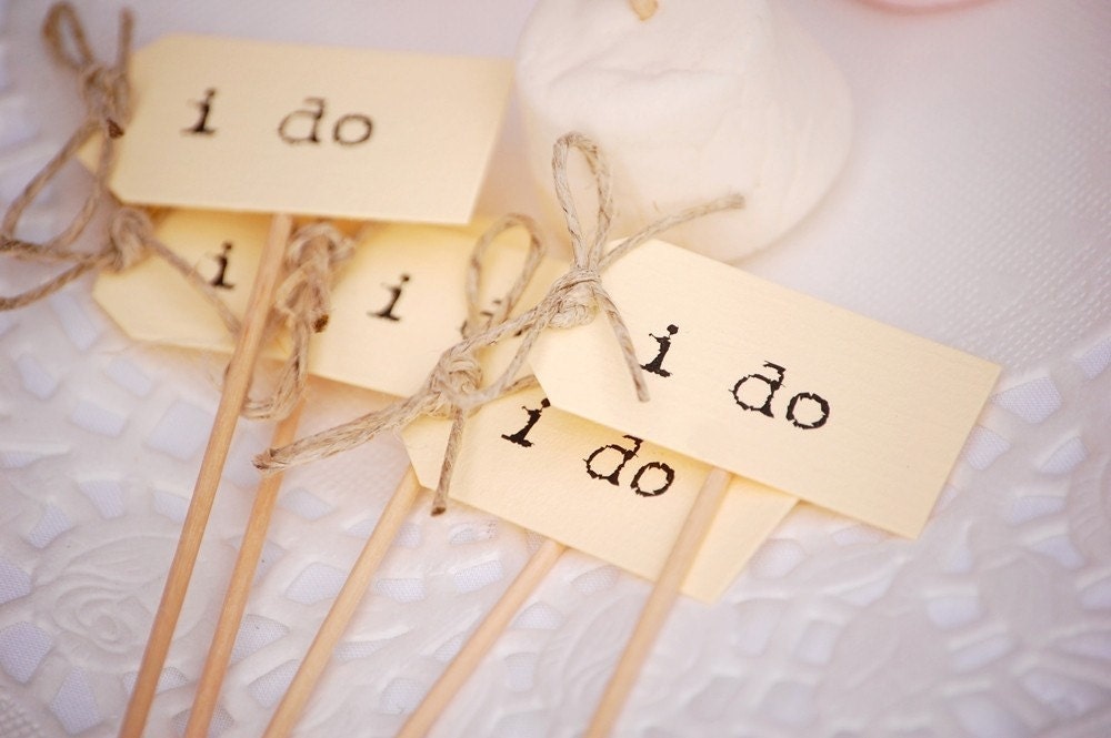 I Do Cupcake Sticks - cream and twine