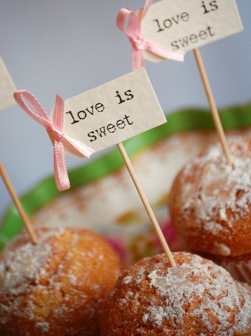Love is Sweet Cupcake Sticks - ivory and pastel pink