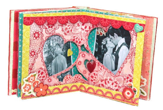 Scrapbooking  Valentine's Day  pop up book class and tutorial
