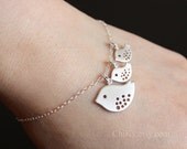 Bird bracelet, STERLING SILVER, , mother and baby birds - new baby shower gifts, new mom, birthday gifts, friendship love