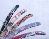 Colorful patterned lined hangers - set of five