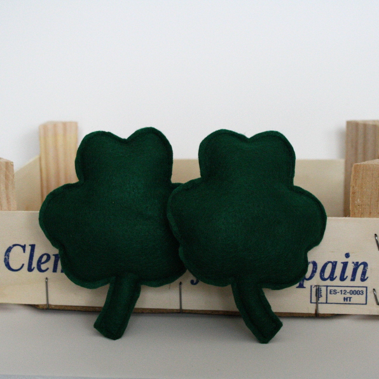 Lucky Clover felt catnip cat toy