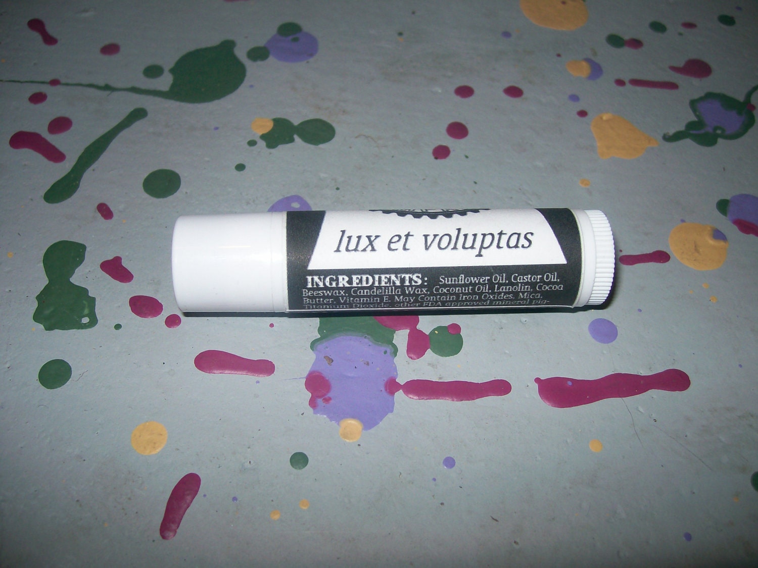 Lux et Voluptas Gold and Pink Lipstick