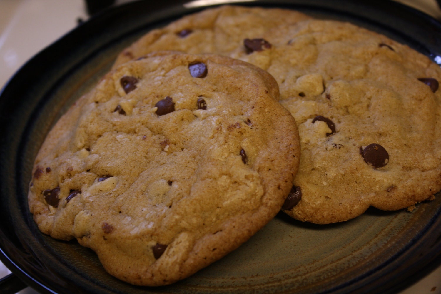 12 Giant Chewy Chocolate Chip Cookies