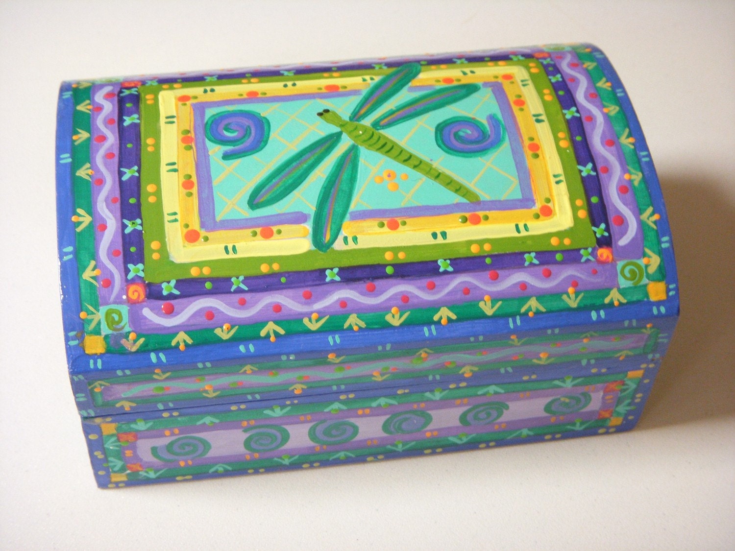 Dragonfly Box with Rounded Top.
