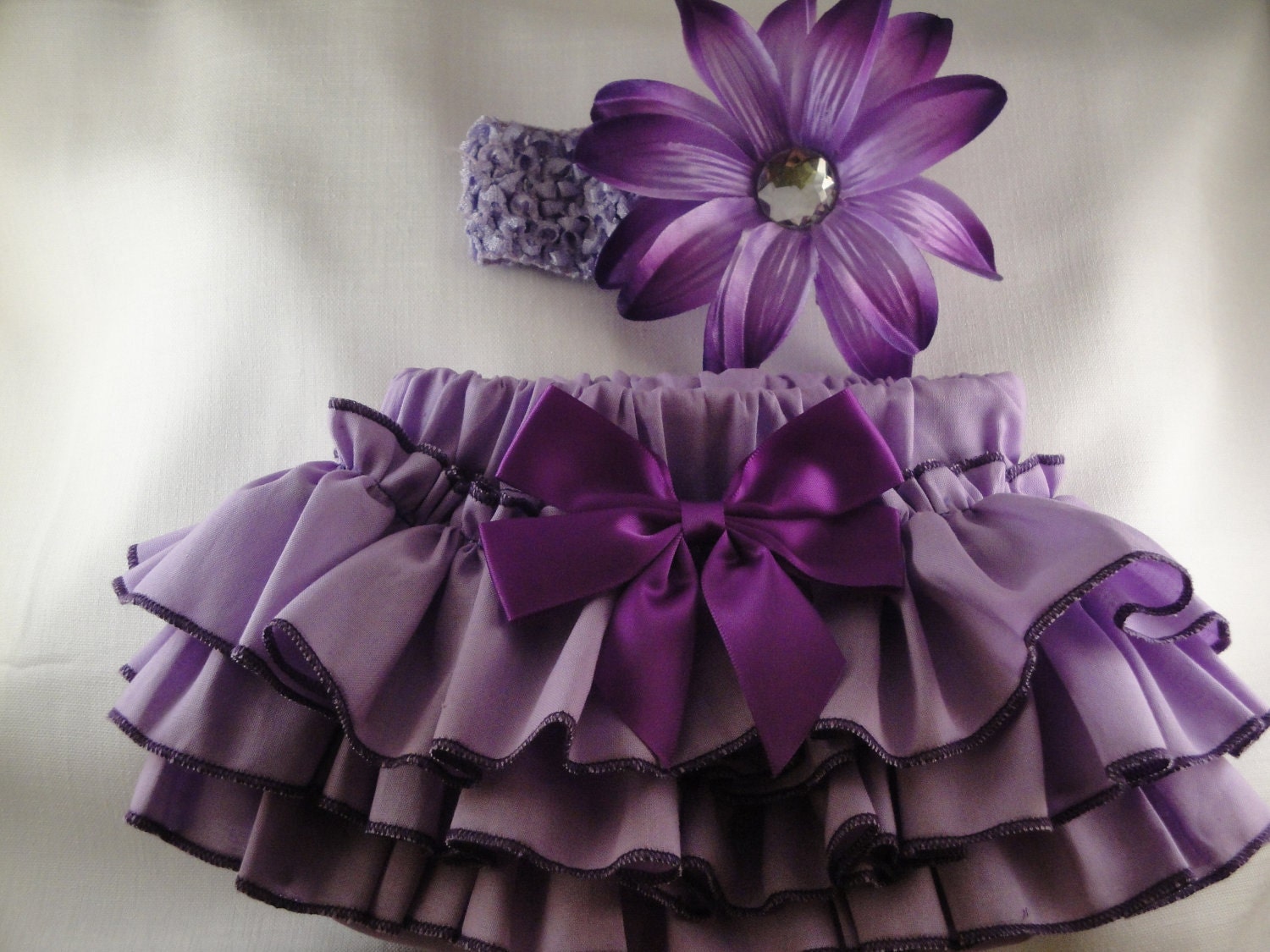 NEW Lavender Sassy Ruffle Diaper Cover Ruffle Bloomer Panty and Matching Headband