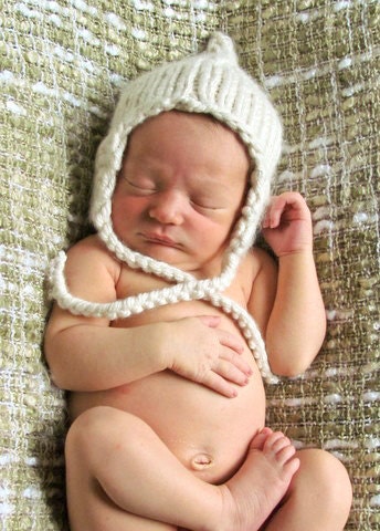 Easy newborn earflap hat pattern