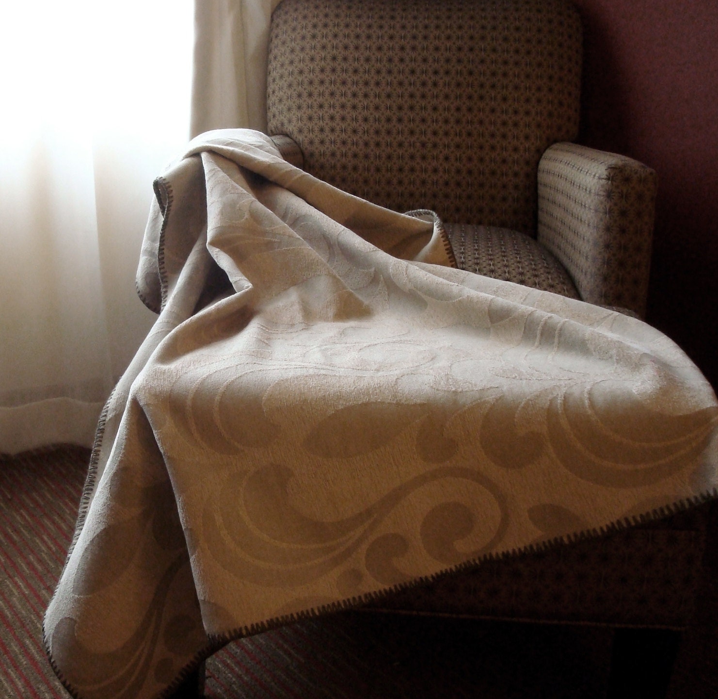 Gray Modern Damask Frame / Cotton Chenille / Cotton Throw Blanket