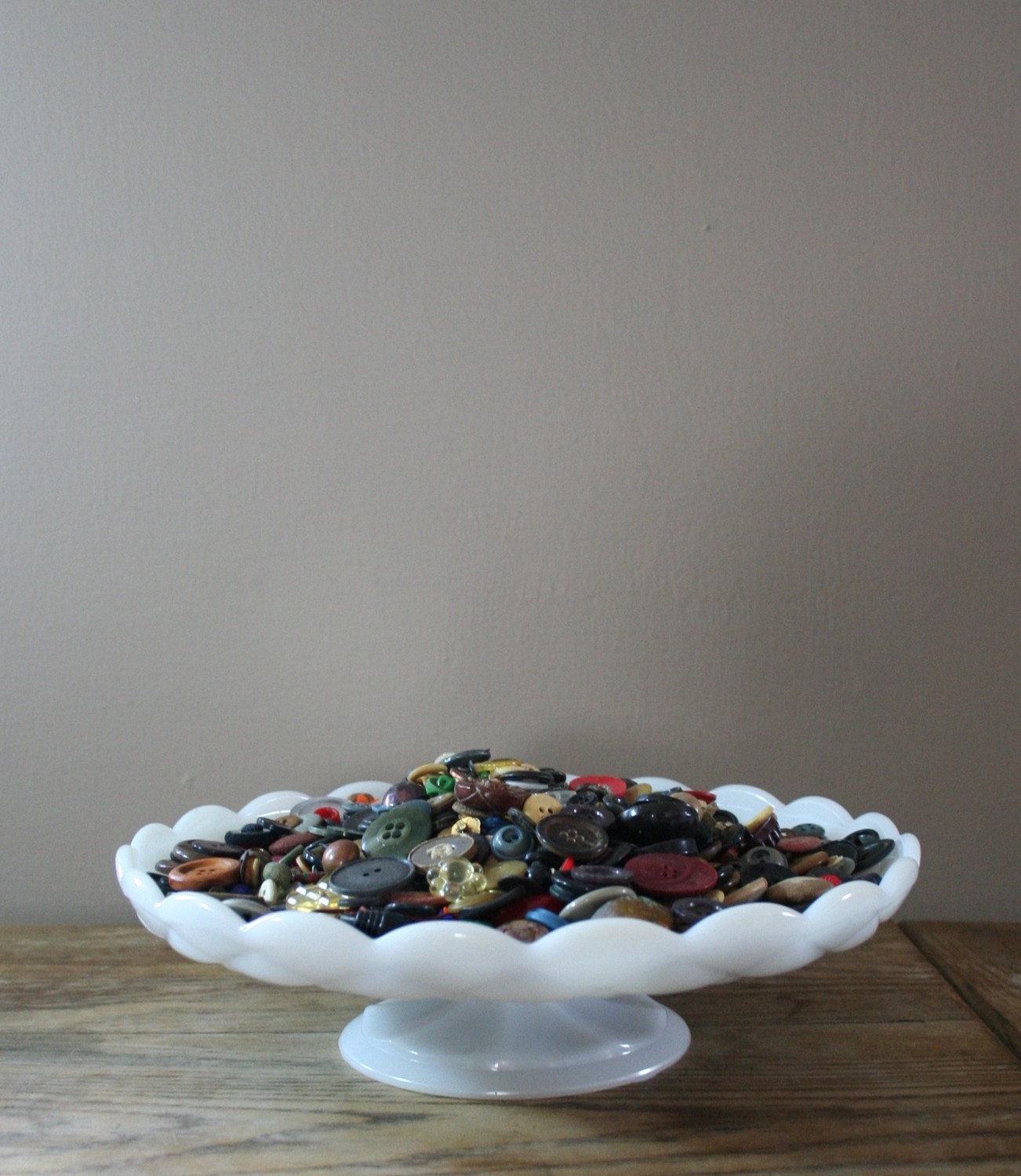 cache of vintage buttons