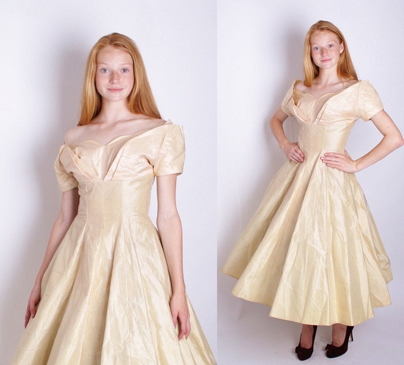 1950s Cocktail Dress / Cocktail Dress / 50s Cocktail Dress / Champagne / Dress / Dresses / Wedding Dress / Beige / Mad Men / 1192
