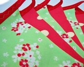 Bunting banner in Cath Kidston red & green Perfect for Christmas Almost 9 ft long (excl. ties) with 12 flags READY TO SHIP Il_170x135